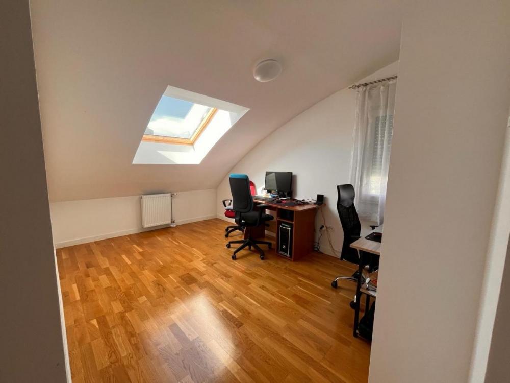 Slika 6 - Petosoban stan na prodaju, 100m2, 255.000€