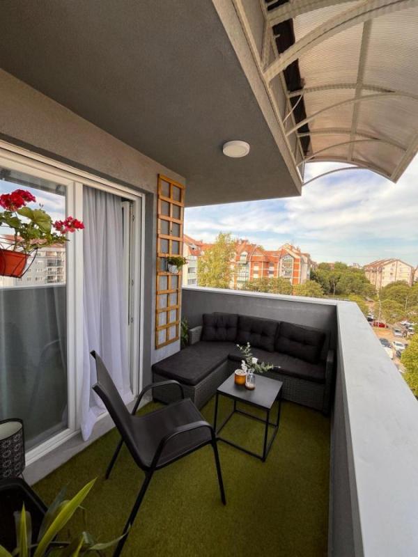 Slika 11 - Petosoban stan na prodaju, 100m2, 255.000€