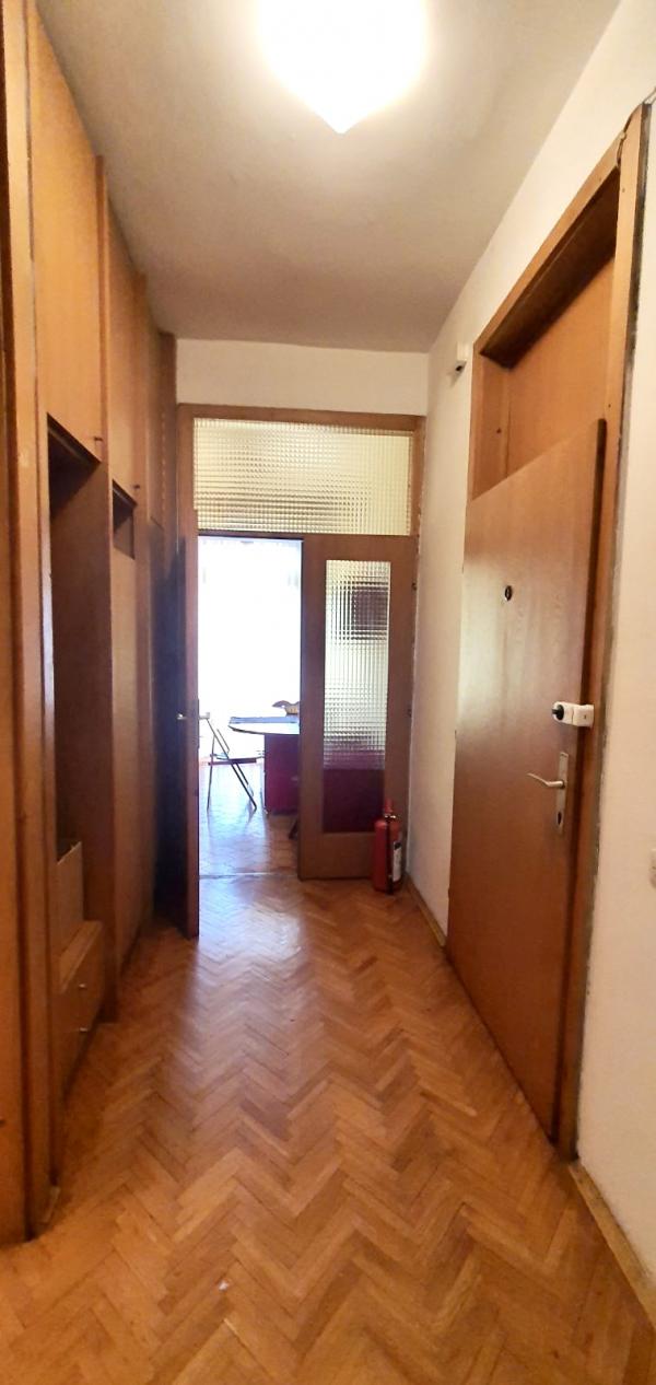 Slika 3 - Radnicka, Trosoban stan za izdavanje, 85m2, 550€