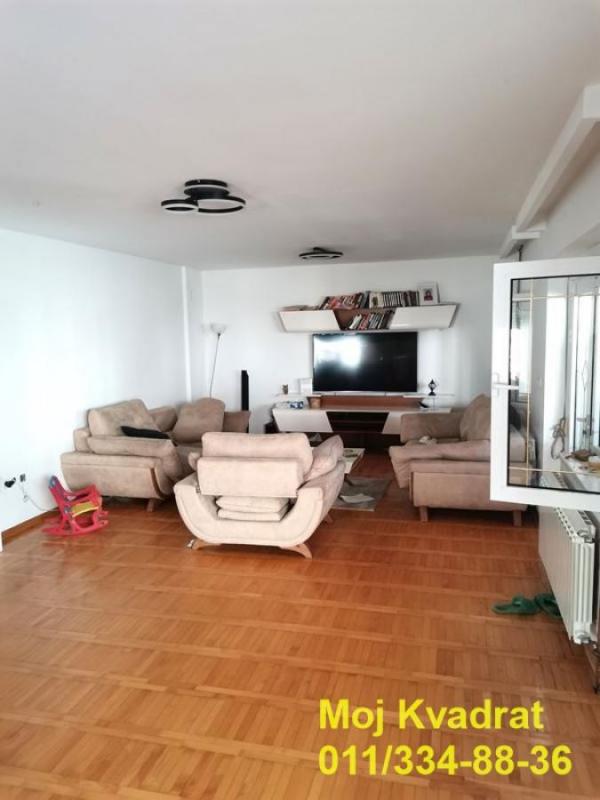 Slika 2 -  Lokal za izdavanje, 430m2, 2.200€