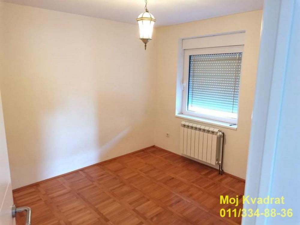 Slika 4 -  Lokal za izdavanje, 430m2, 2.200€