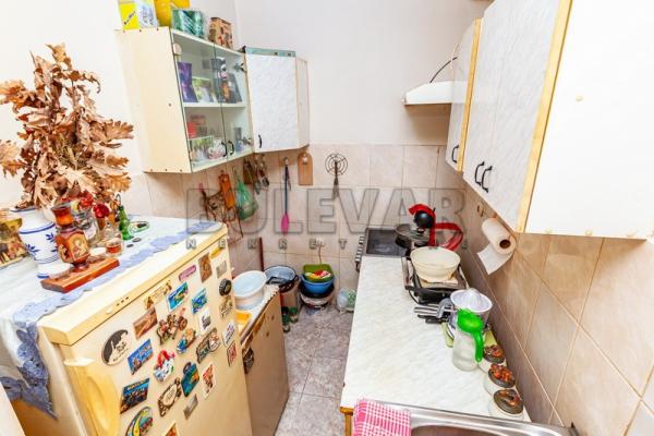 Slika 7 - Bulevar Svetog Pantelejmona, Četvorosoban stan na prodaju, 54m2, 67.000€