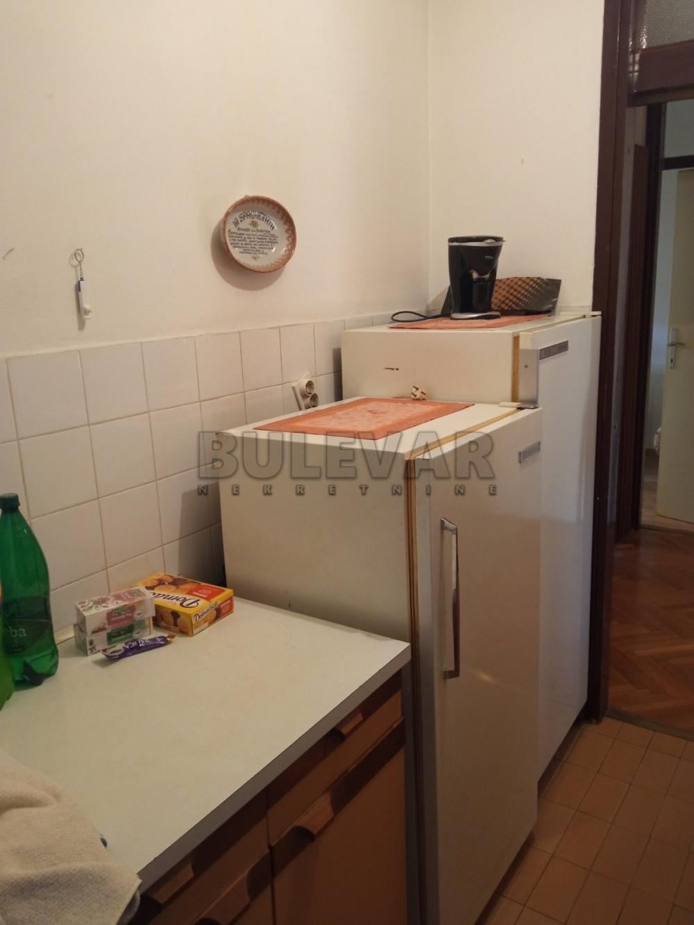 Slika 2 - Hilandarska, Trosoban stan za izdavanje, 79m2, 350€