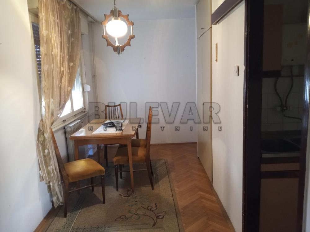 Slika 4 - Hilandarska, Trosoban stan za izdavanje, 79m2, 350€