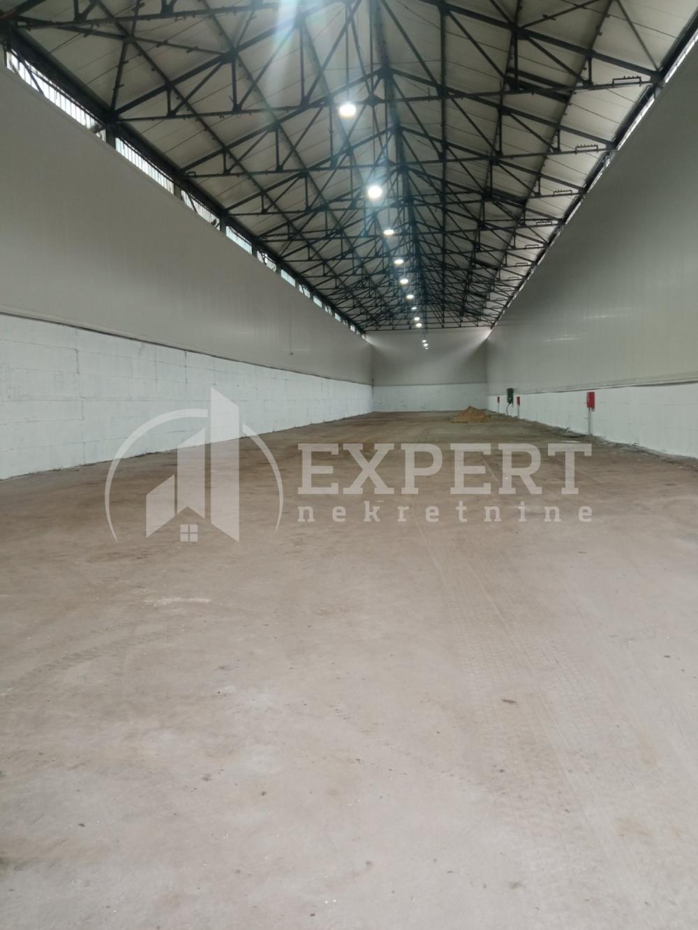 Glavna slika -Šumadijska,  Lokal za izdavanje, 1155m2, 3.000€