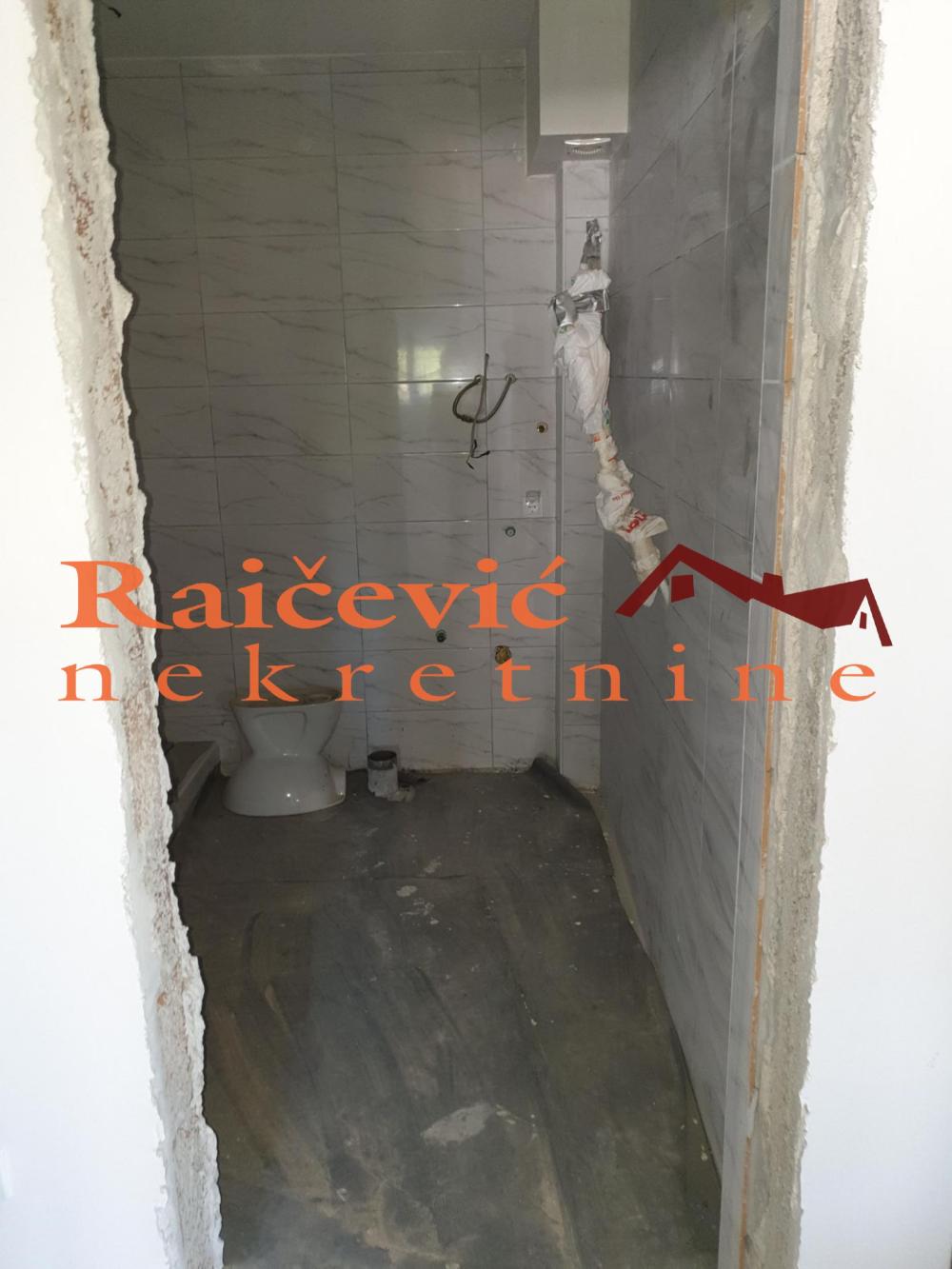 Slika 11 - Jakova Galusa, Troiposoban stan na prodaju, 66m2, 130.000€