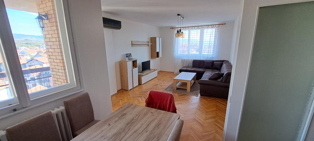 Slika 3 - Vase Pelagića, Trosoban stan za izdavanje, 75m2, 450€