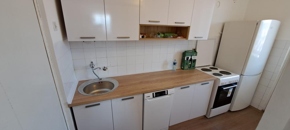 Slika 7 - Vase Pelagića, Trosoban stan za izdavanje, 75m2, 450€