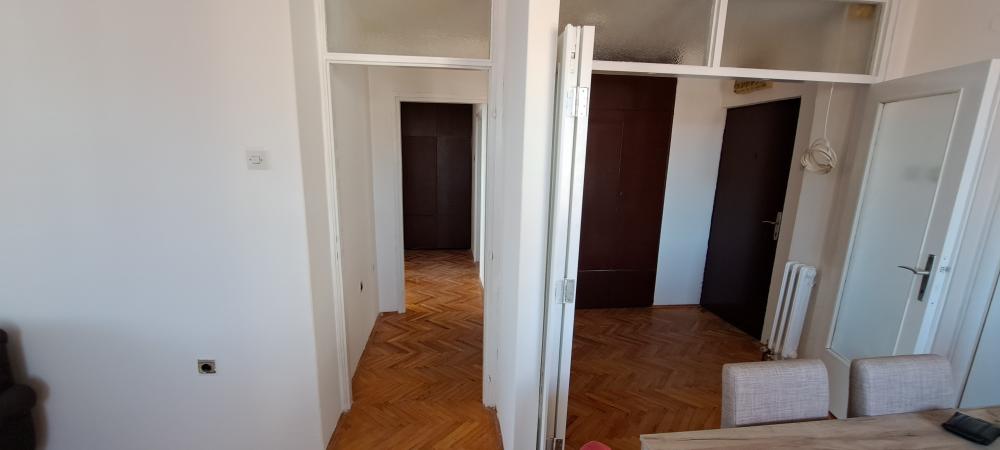 Slika 5 - Vase Pelagića, Trosoban stan za izdavanje, 75m2, 450€