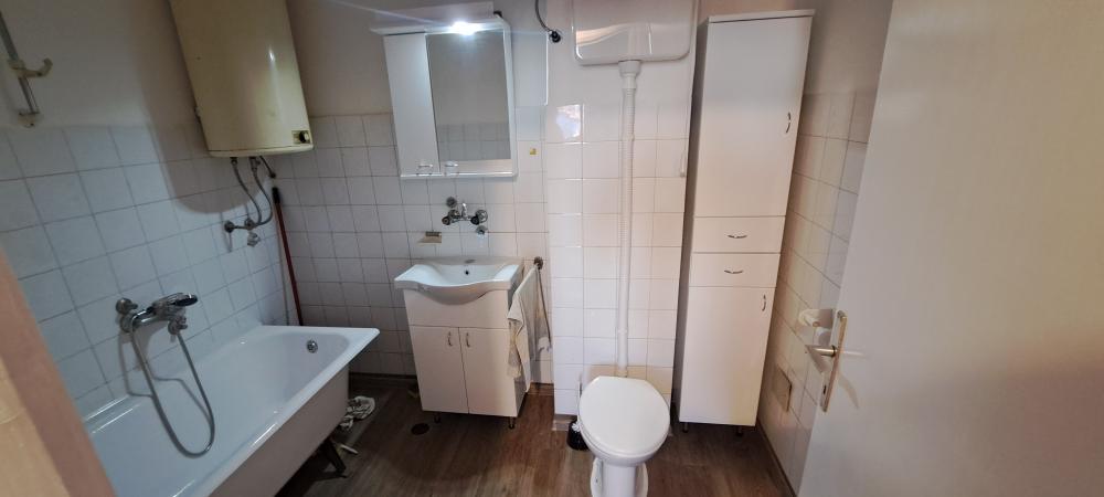 Slika 11 - Vase Pelagića, Trosoban stan za izdavanje, 75m2, 450€