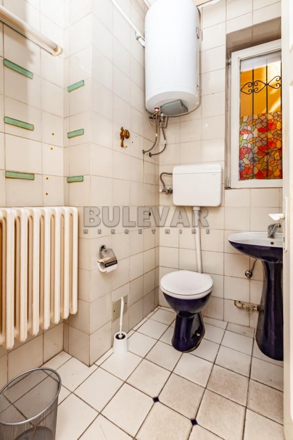 Slika 9 - Svetozara Markovića,  Lokal na prodaju, 68m2, 150.000€