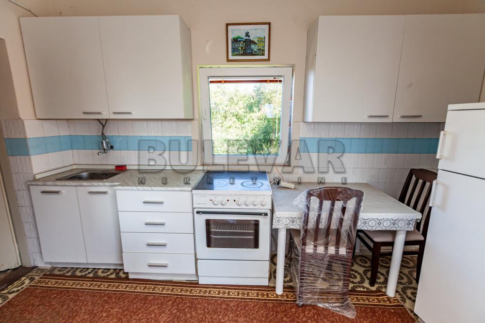 Slika 2 - Topličkog partizanskog odreda,  Kuća na prodaju, 365m2, 330.000€