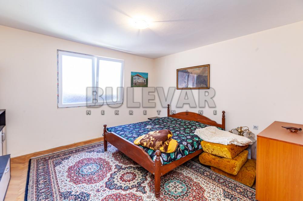 Slika 4 - Topličkog partizanskog odreda,  Kuća na prodaju, 365m2, 330.000€