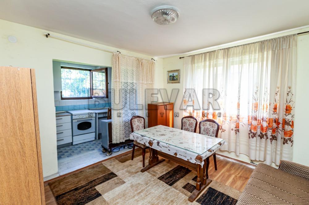 Slika 10 - Topličkog partizanskog odreda,  Kuća na prodaju, 365m2, 330.000€