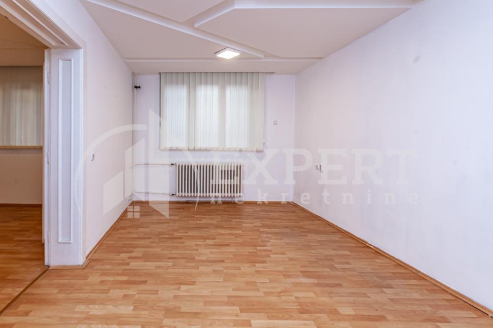 Glavna slika -Svetozara Markovića,  Lokal na prodaju, 68m2, 150.000€