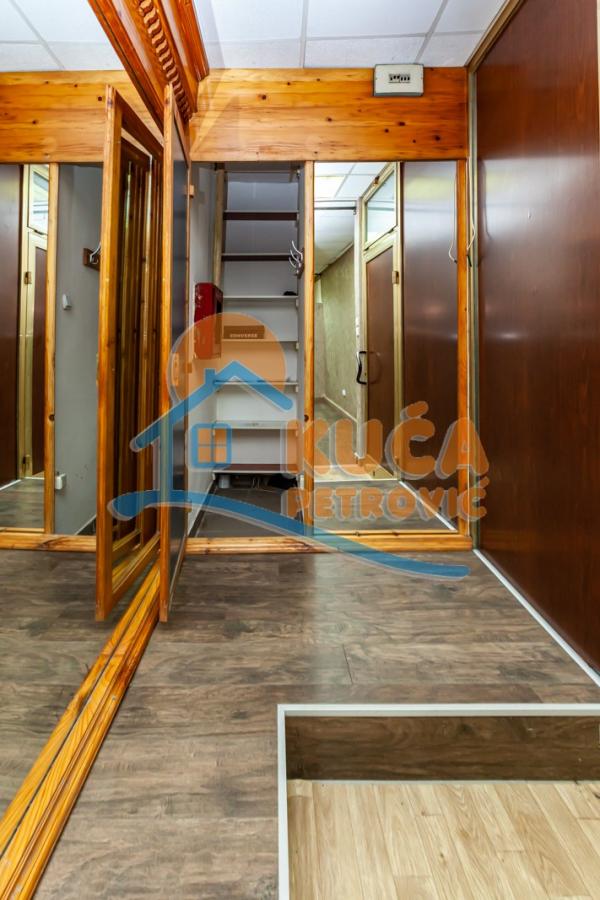 Slika 4 - Trg kralja Milana,  Lokal na prodaju, 16m2, 28.000€