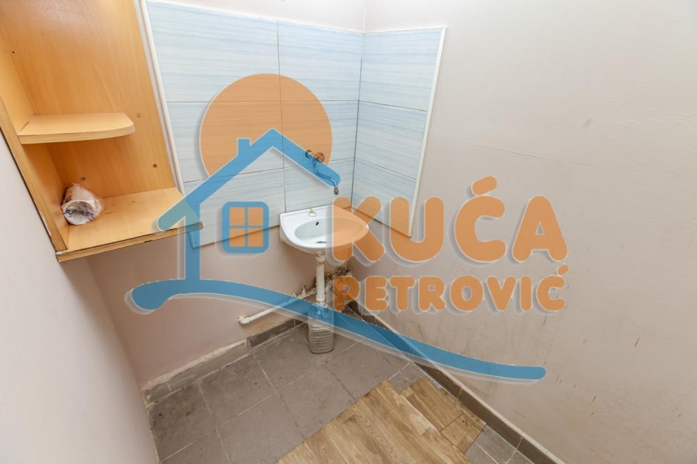 Slika 2 - Trg kralja Milana,  Lokal na prodaju, 16m2, 28.000€