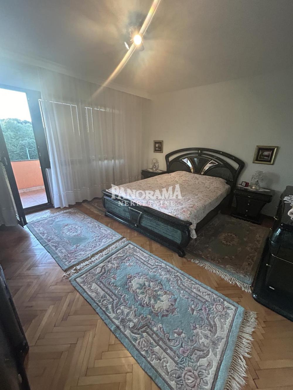 Slika 9 - Porodice Ilić,  Kuća na prodaju, 276m2, 300.000€