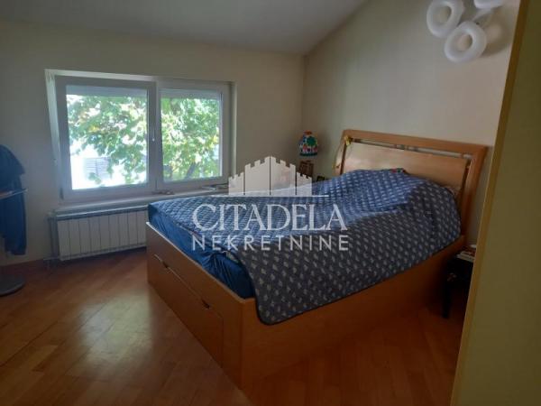 Slika 3 - Vinarska, Trosoban stan za izdavanje, 110m2, 800€