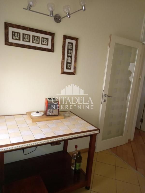 Slika 8 - Vinarska, Trosoban stan za izdavanje, 110m2, 800€