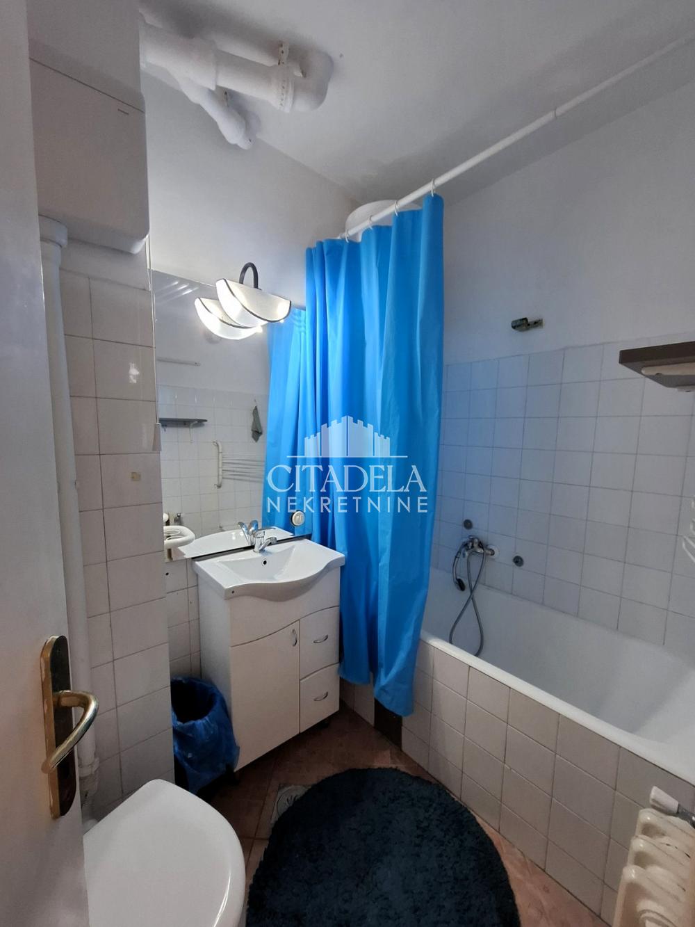 Slika 9 - Kičevska, Petosoban stan za izdavanje, 101m2, 1.450€