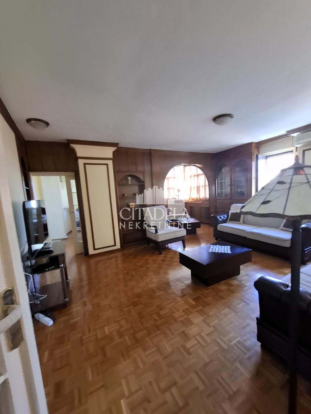 Slika 2 - Kičevska, Petosoban stan za izdavanje, 101m2, 1.450€