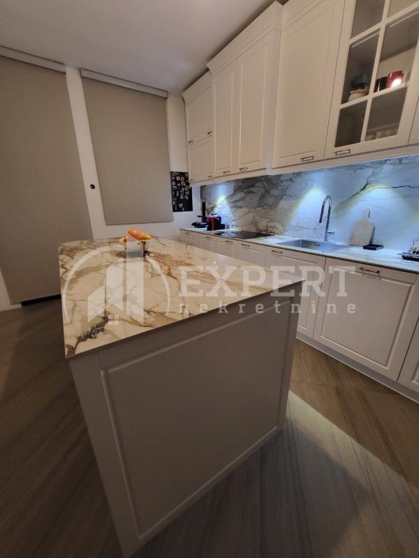 Slika 7 - Ruža,  Kuća za izdavanje, 280m2, 2.100€