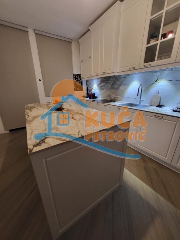 Slika 7 - Ruža,  Kuća za izdavanje, 280m2, 2.100€