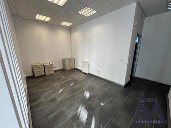 Slika 2 -  Lokal za izdavanje, 180m2, 1.700€