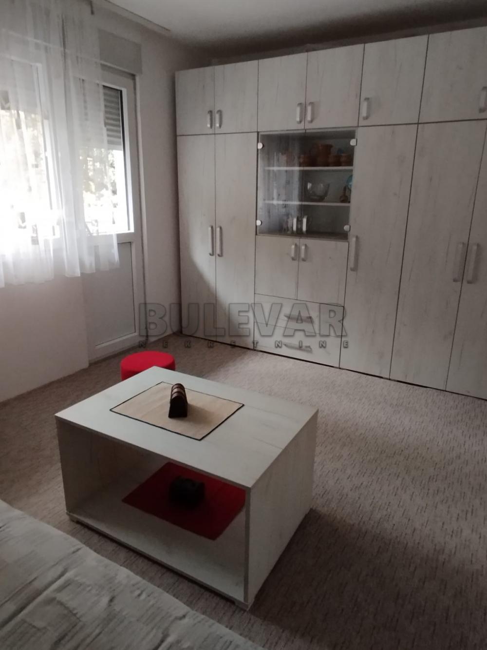 Slika 5 - Jovana Ristića, Trosoban stan za izdavanje, 67m2, 450€