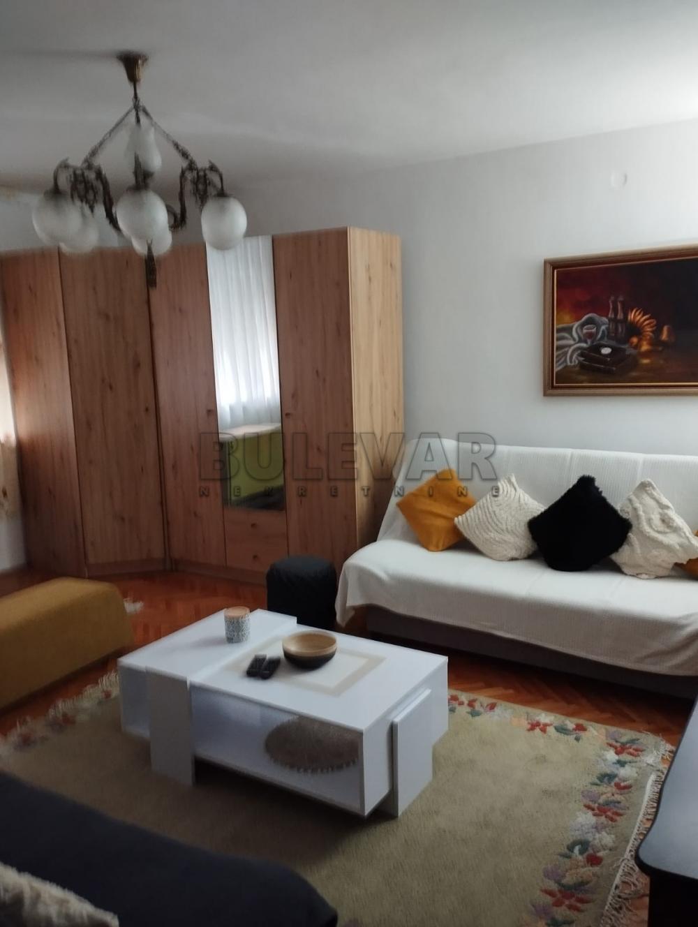 Slika 2 - Jovana Ristića, Trosoban stan za izdavanje, 67m2, 450€