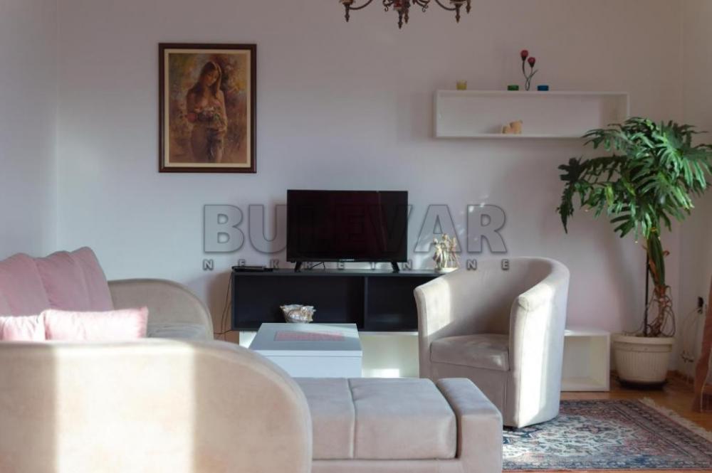 Slika 2 - Gornjomatejevačka, Troiposoban stan za izdavanje, 115m2, 850€