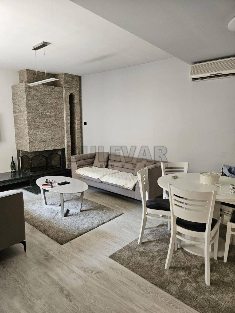 Glavna slika -Bulevar 12. februar,  Kuća za izdavanje, 150m2, 1.000€