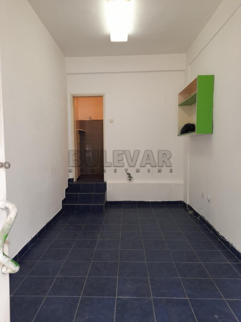 Slika 2 - Vojvode Tankosića,  Lokal za izdavanje, 18m2, 230€