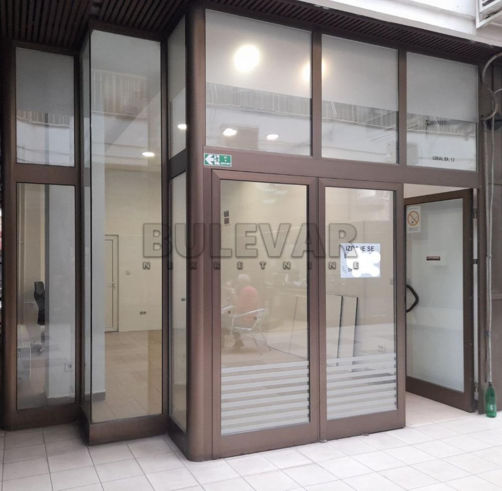 Glavna slika -Vožda Karađorđa,  Lokal na prodaju, 31m2, 66.000€