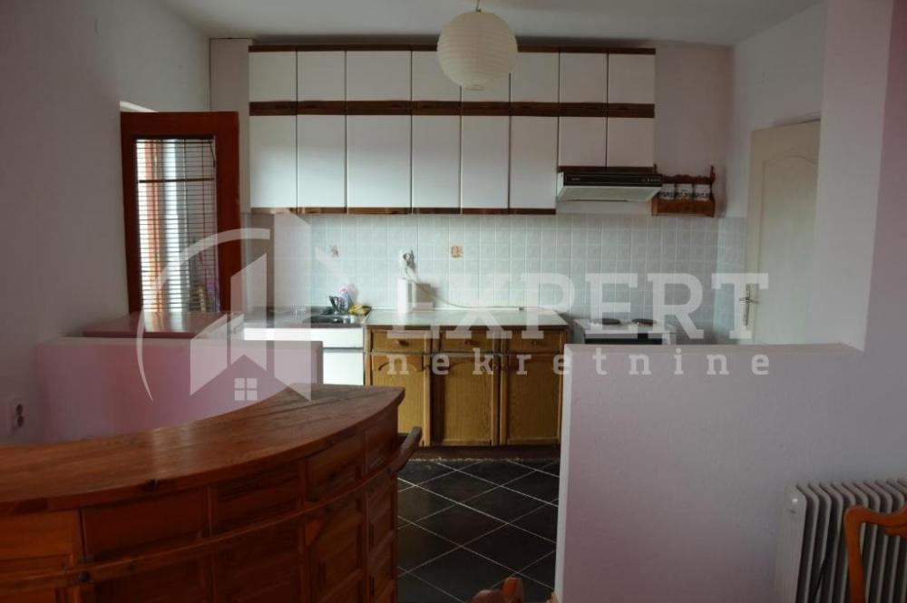 Slika 5 - Gornjomatejevačka, Troiposoban stan za izdavanje, 115m2, 850€