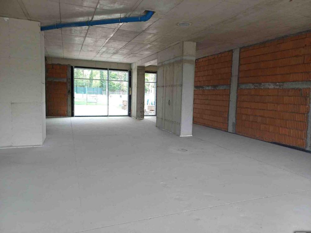 Slika 4 - Save Maškovića,  Lokal za izdavanje, 360m2, 9.100€