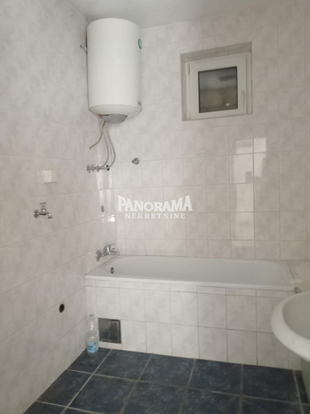 Slika 7 - Tošin bunar,  Kuća na prodaju, 154m2, 350.000€