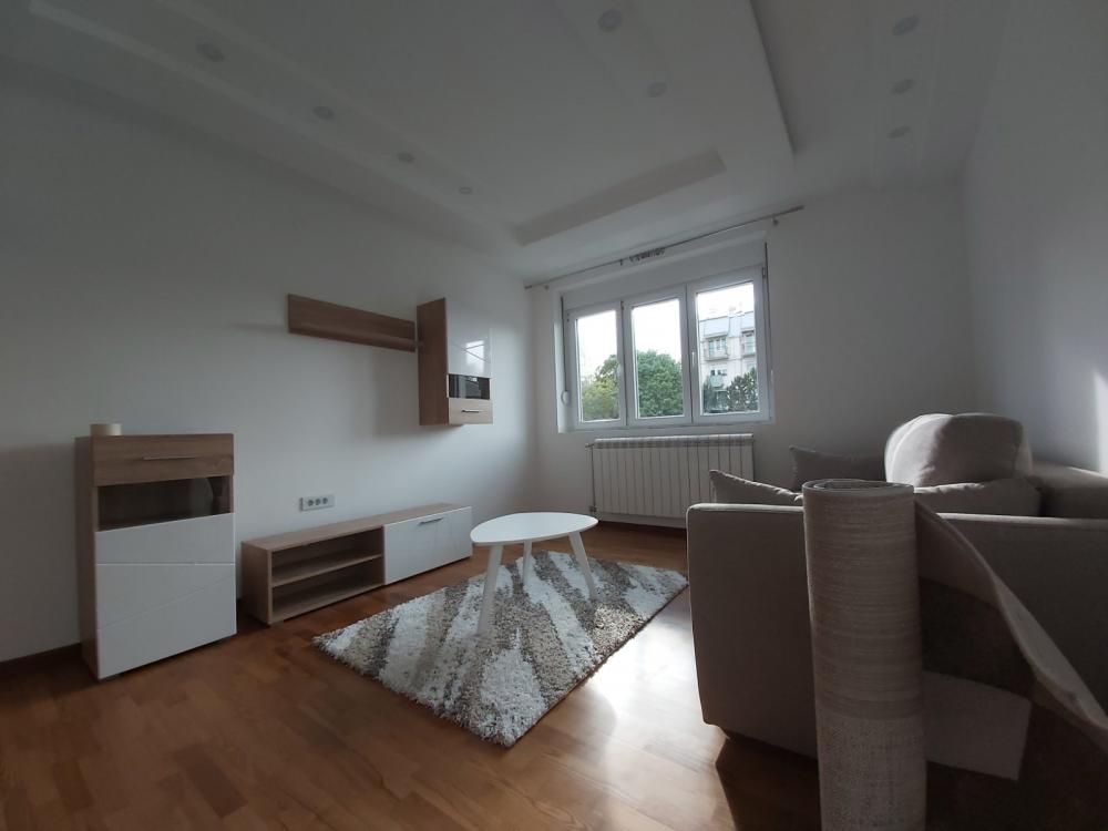 Slika 1 - Veliko trnavska 13, Jednoiposoban stan za izdavanje, 40m2, 300€