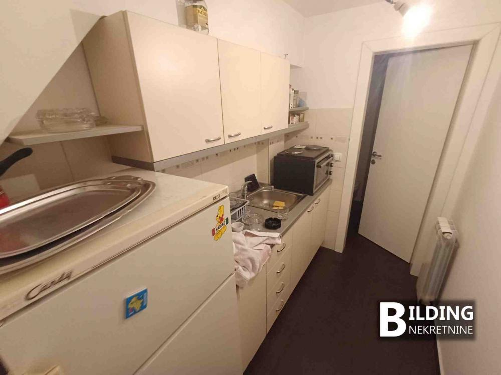 Slika 8 - Kralja Milutina,  Lokal za izdavanje, 120m2, 800€