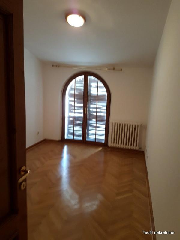 Slika 10 - Istarska,  Kuća za izdavanje, 550m2, 7.200€