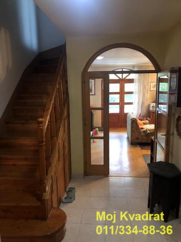 Slika 2 -  Kuća na prodaju, 390m2, 870.000€