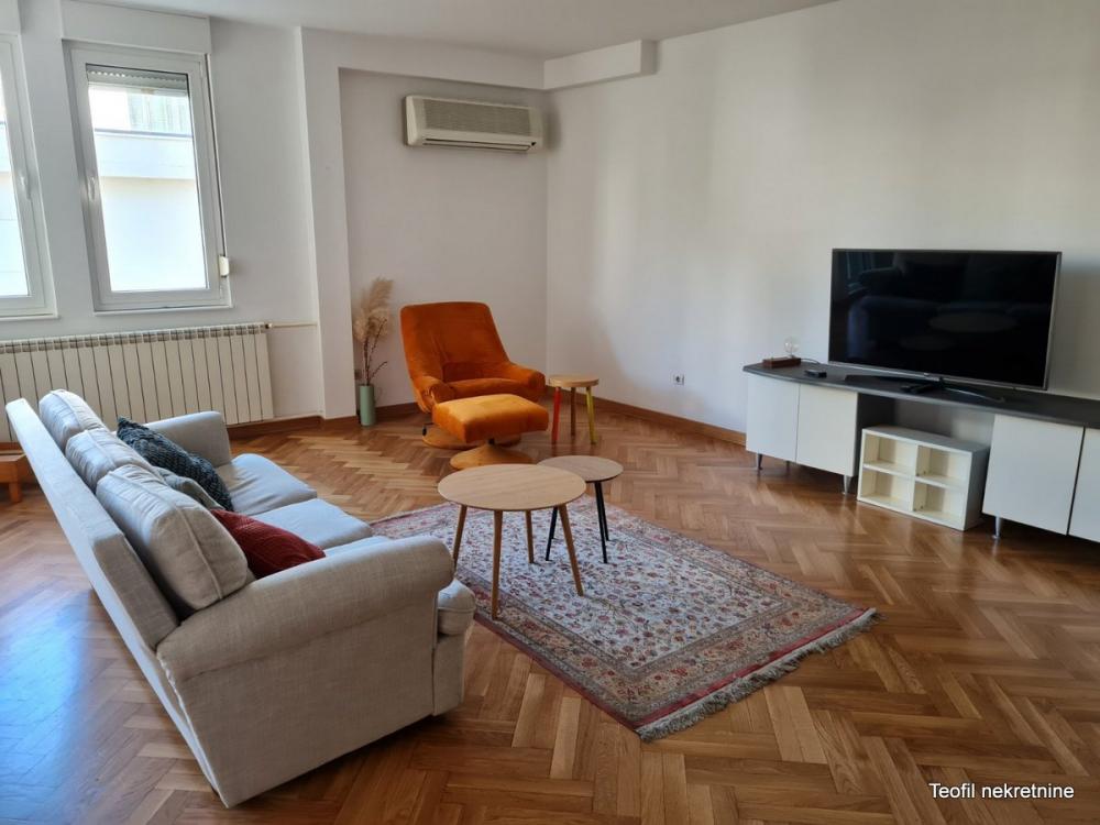 Slika 5 - Mutapova, Petosoban stan za izdavanje, 130m2, 1.550€