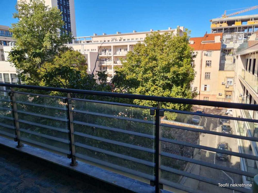 Slika 7 - Mutapova, Petosoban stan za izdavanje, 130m2, 1.550€