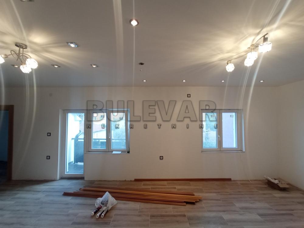 Glavna slika -Vojvode Gojka,  Lokal za izdavanje, 80m2, 550€