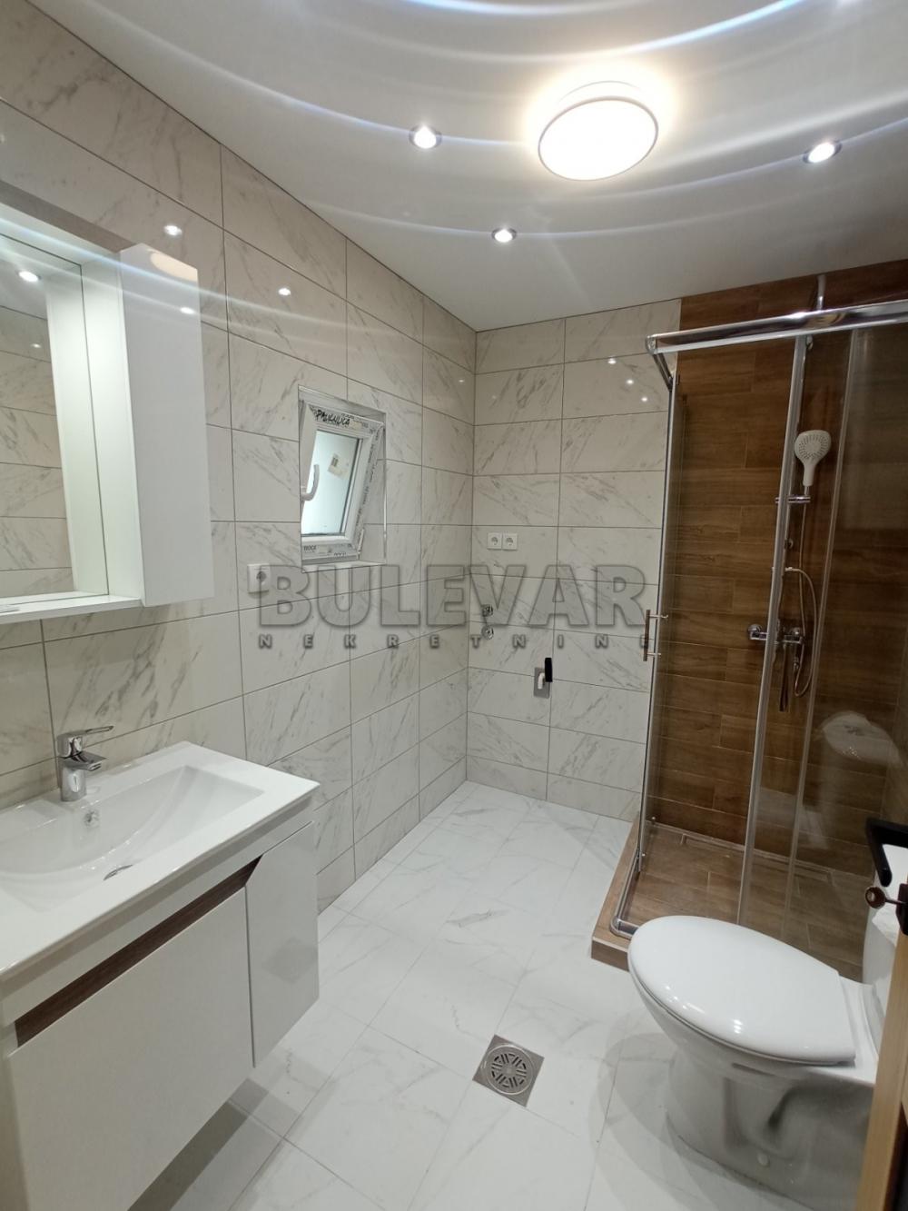 Slika 4 - Vojvode Gojka,  Lokal za izdavanje, 80m2, 550€