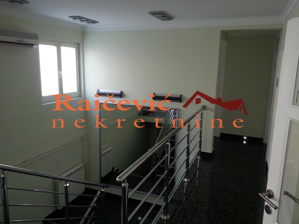 Slika 6 - Dragacevska,  Lokal na prodaju, 150m2, 315.000€