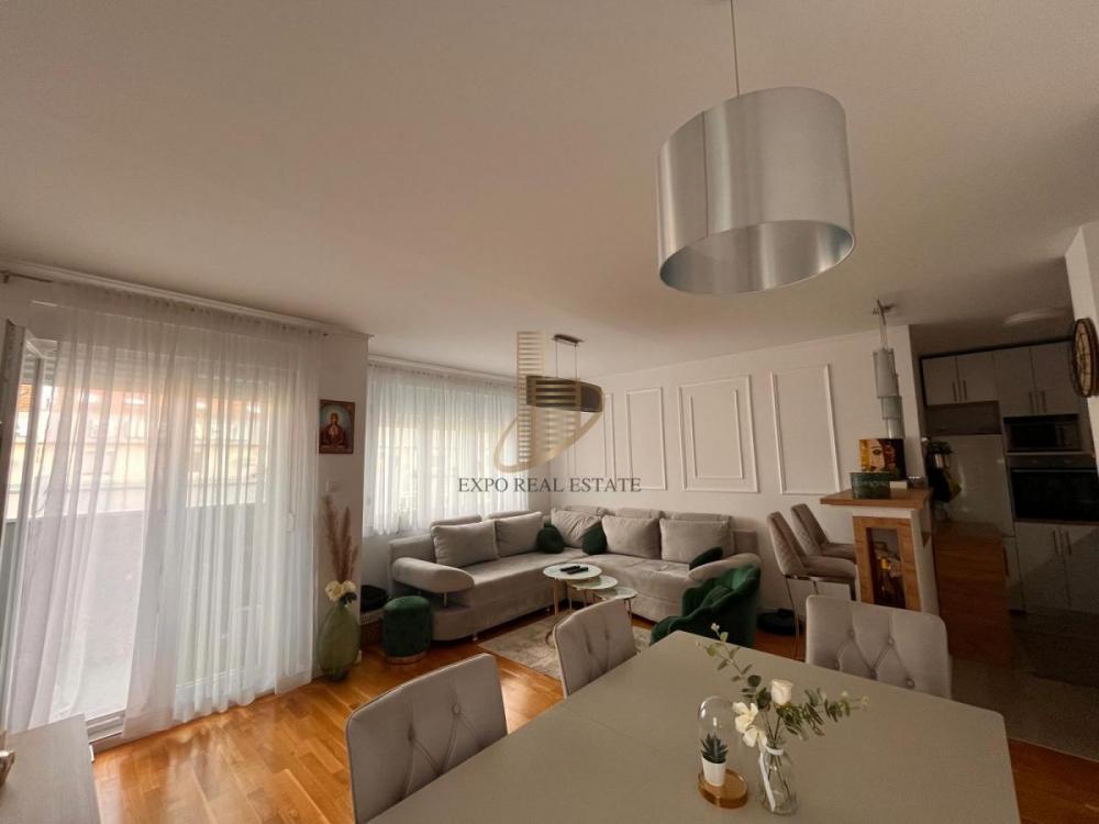 Slika 2 - Petosoban stan na prodaju, 100m2, 265.000€