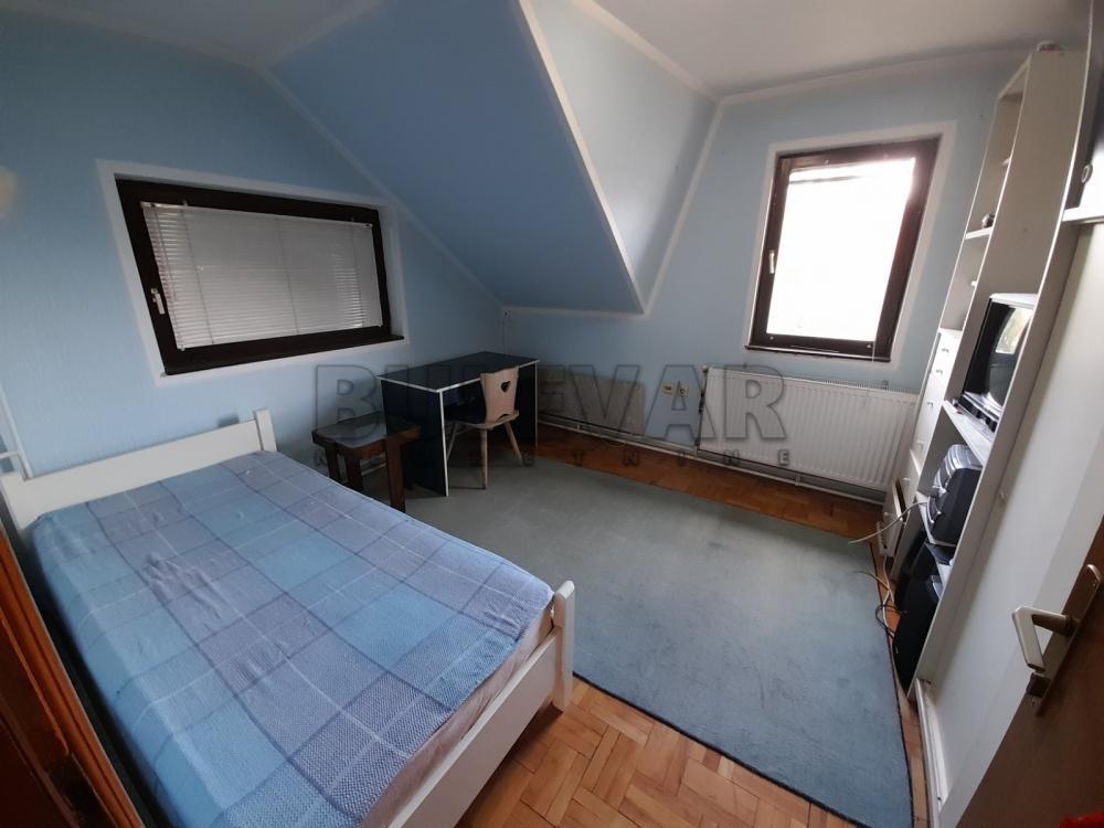 Glavna slika -Bulevar 12.februar, Dvosoban stan za izdavanje, 45m2, 300€