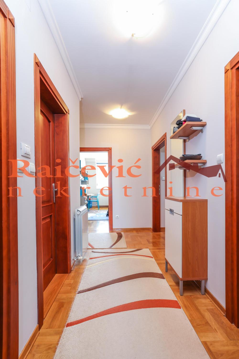 Slika 8 - Vozdovacka crkva, Četvorosoban stan na prodaju, 86m2, 240.000€